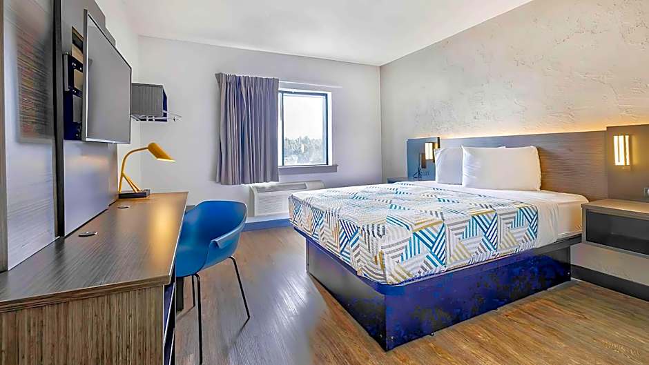 Motel 6-Milwaukee, WI - Glendale