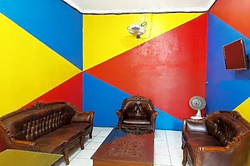 OYO 2229 Bunga Raya Residence