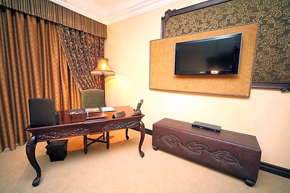 Fusion Boutique Hotel