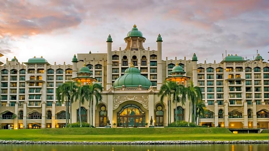 Palace of the Golden Horses Mines Kuala Lumpur