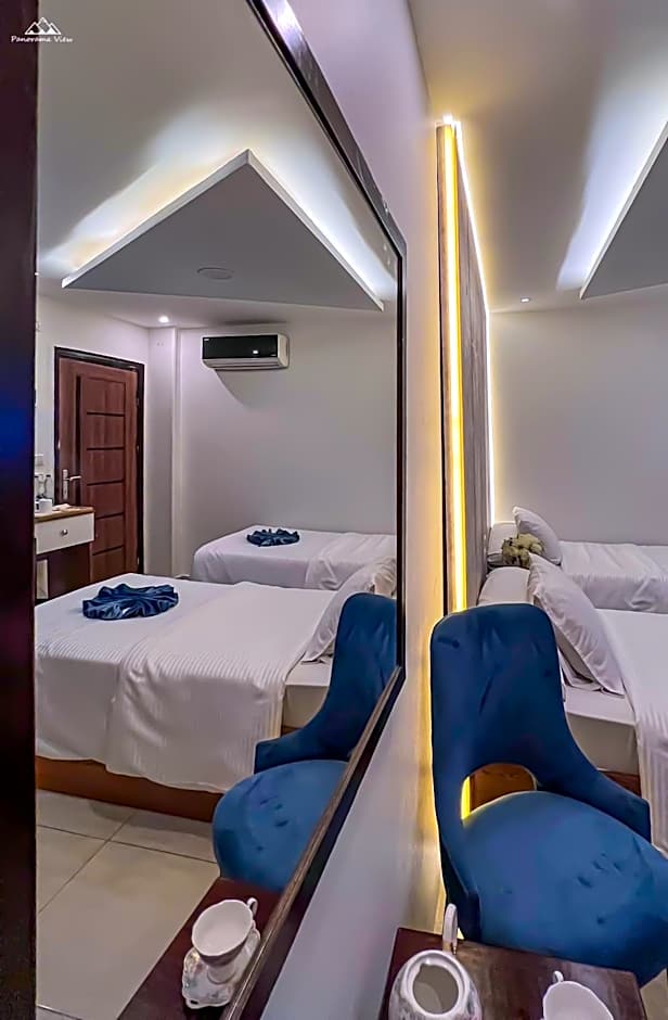 PANORAMA view pyramids