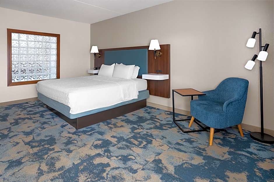 Hampton Inn Frostburg