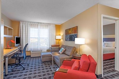 One-Bedroom King Suite