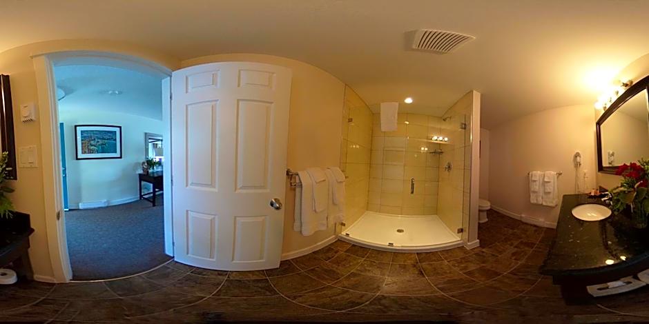 Bayshore Waterfront Inn