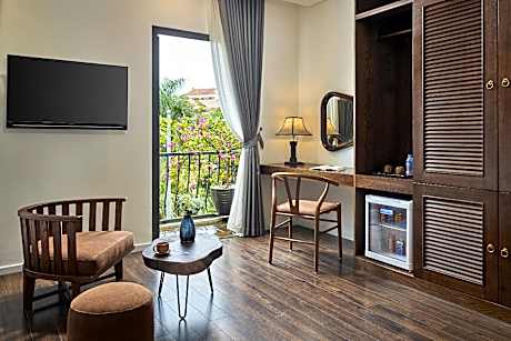 Draha Halong Hotel - Serenity, Charm and Nature - A Vietnamese Favorite