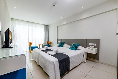 Standard Double or Twin Room with Balcony