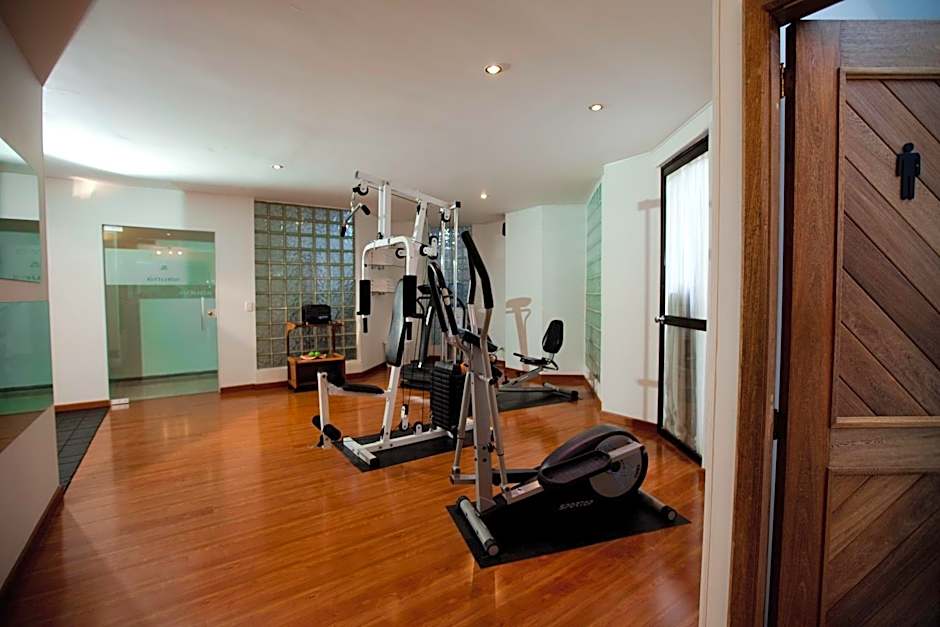 Travelers Fontana Plaza