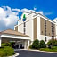 Holiday Inn Express Hotel & Suites Wilmington-University Ctr