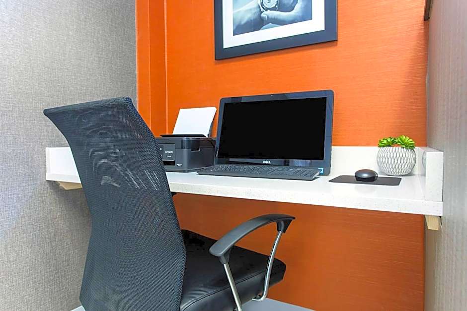 Gallus Stadium Park Inn, an Ascend Collection Hotel