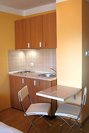 DOUBLE CLASSIC ROOM
