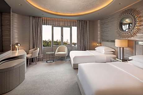 Premium Club Twin Room with Club Lounge Access