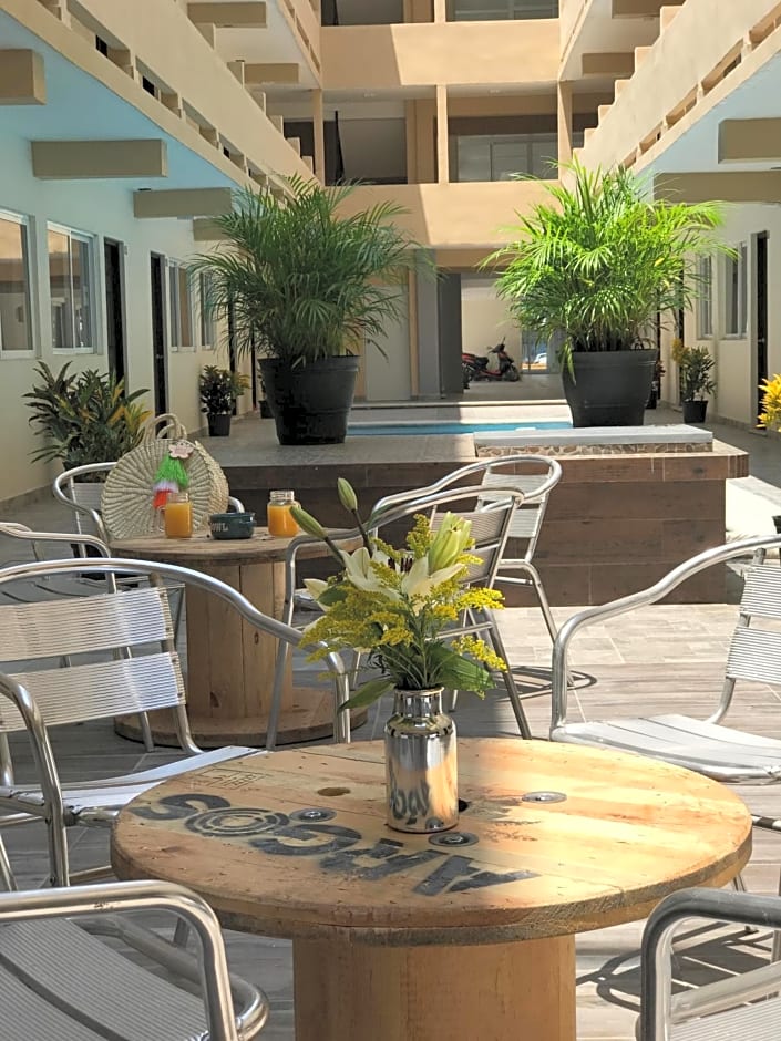 Hotel Puerto Inn