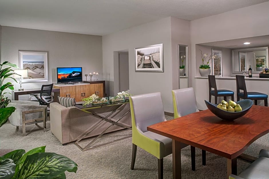 DoubleTree by Hilton Hotel Jacksonville Airport