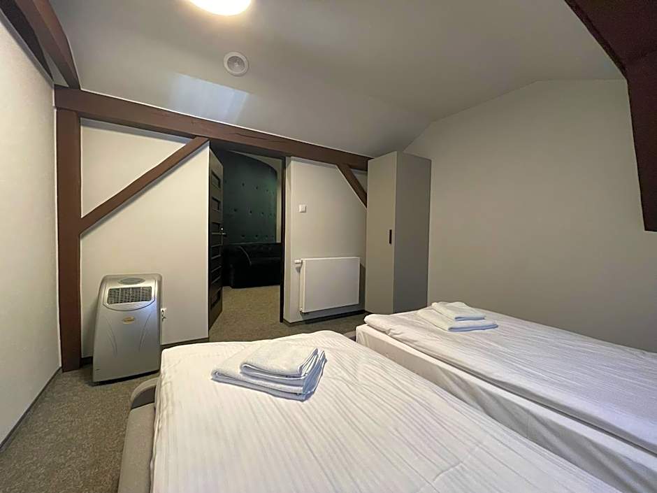 Hotel RED