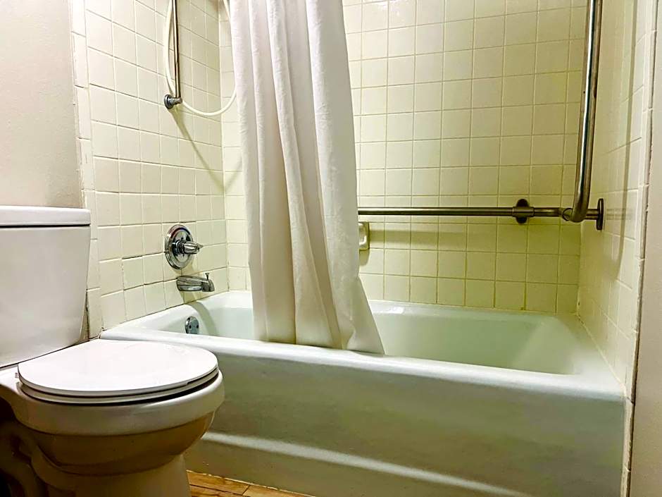 Days Inn by Wyndham Jellico - Tennessee State Line