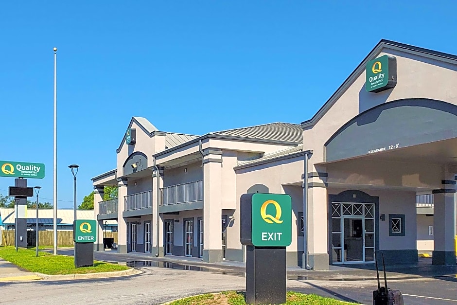 Quality Inn & Suites near Panama City Beach