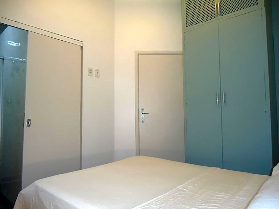 Copacabana 3 quartos ar cond a 2 qds da praia