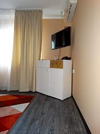 Superior One-Bedroom Apartment