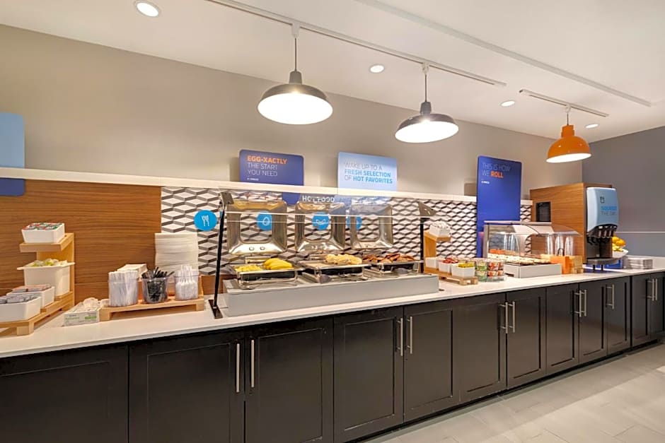 Holiday Inn Express & Suites Kansas City KU Medical Center By IHG