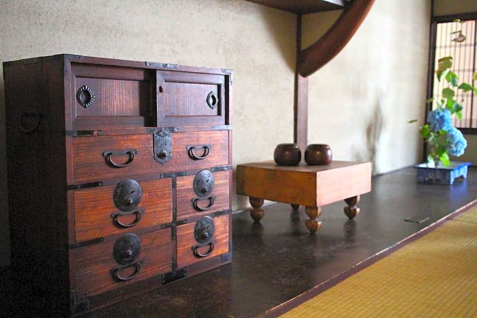 Bed & Breakfast Tsukiya