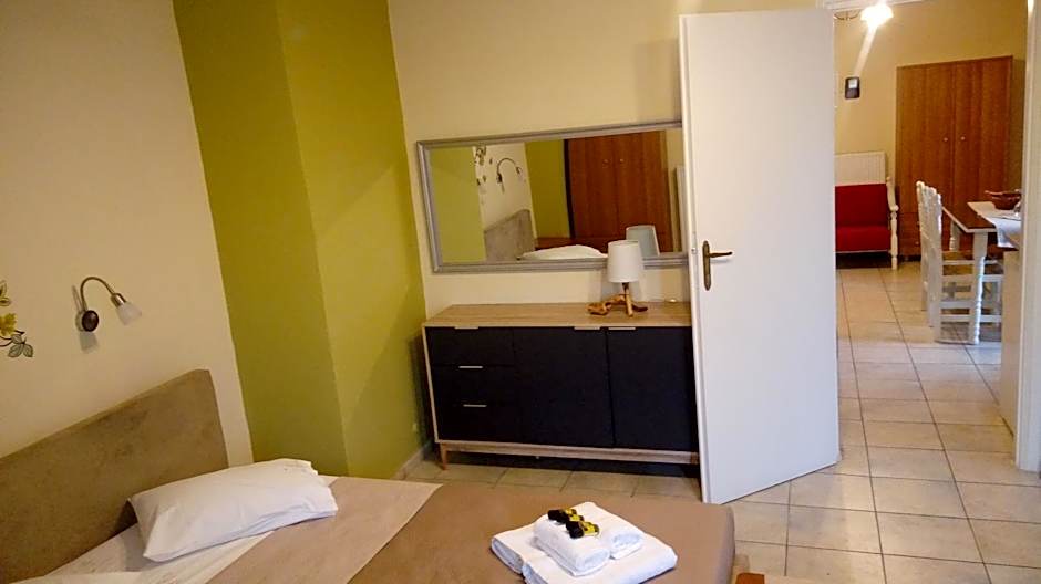 Studios Rania - Rania Studios & Apartments