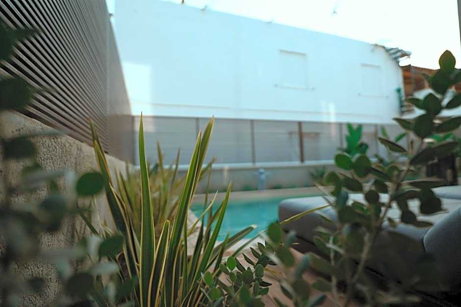 Capital Luxury Suites