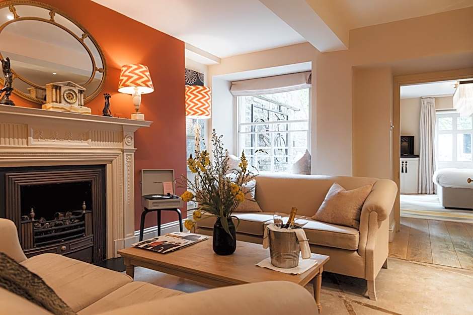 No 15 by GuestHouse, Bath