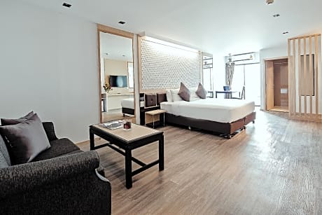 Family Suite, 2 Bedroom Connecting Suite, City view