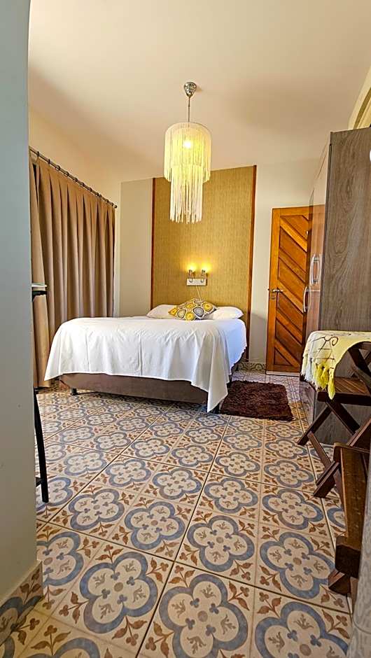 Morro Branco Pousada e aptos