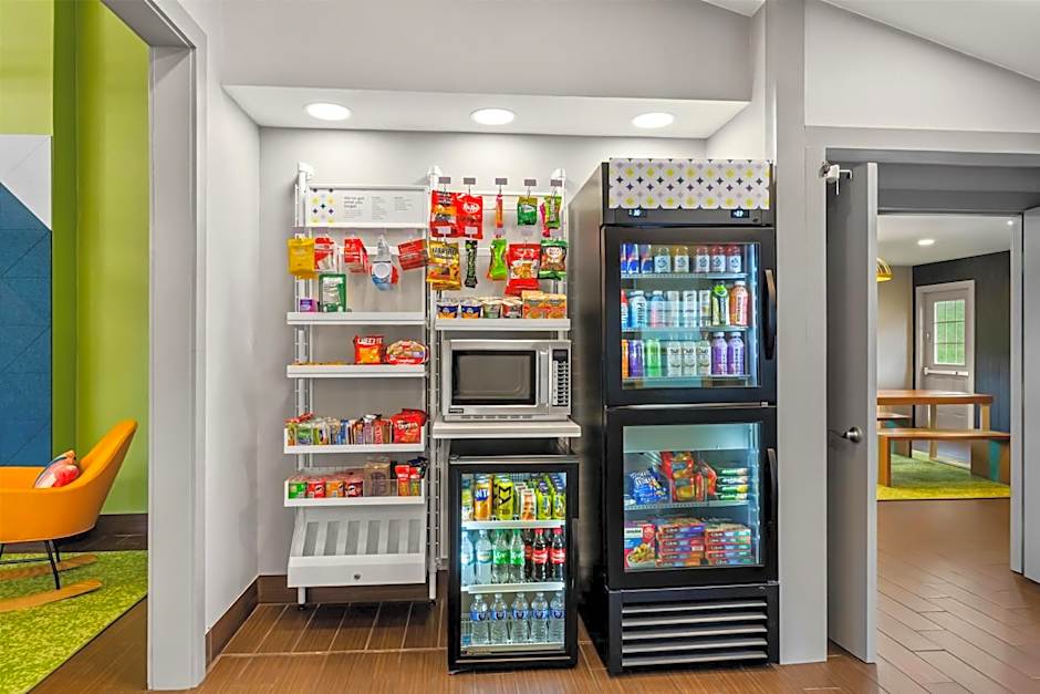 Spark by Hilton Wytheville Holston Rd I 81