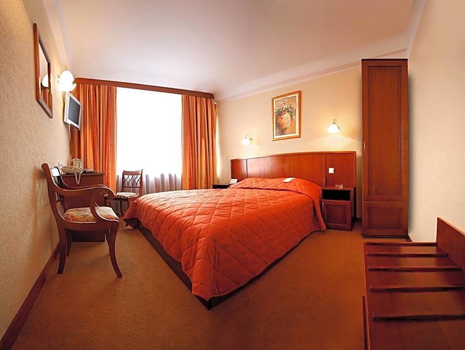 Premier Hotel Rus