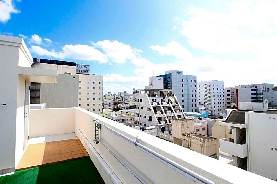 Condominium Felicita Naha