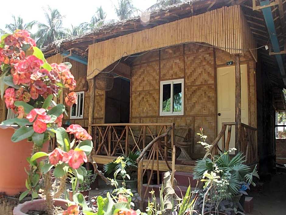 Soe Ko Ko Beach House & Restaurant