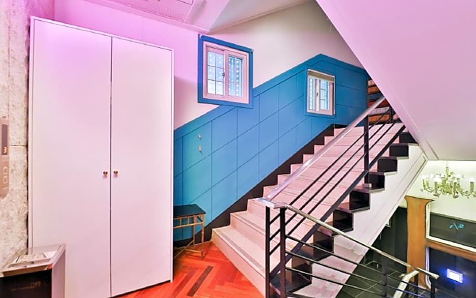 February Boutique Hotel Hwanggeum