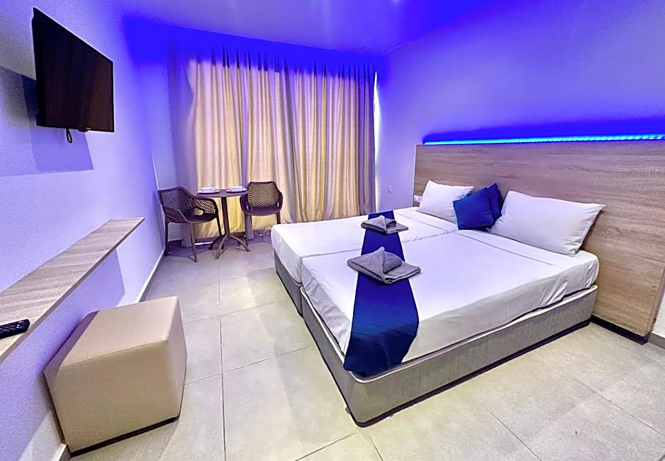 Sun Plaza Suites - Adults Only