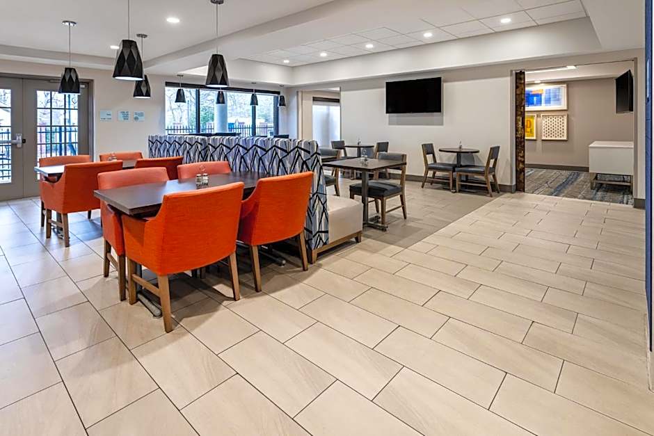 Holiday Inn Express Hotel & Suites Jackson - Flowood By IHG