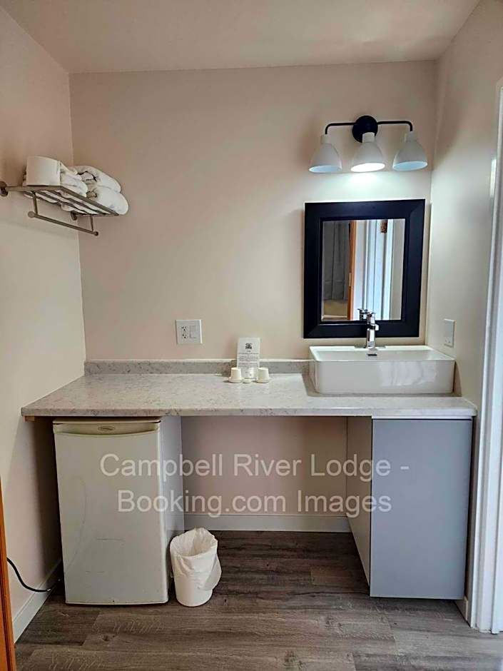 Campbell River Lodge