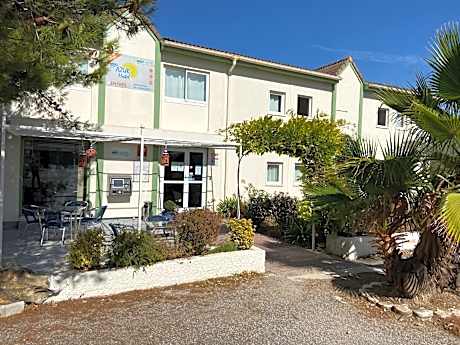 Brit Hotel Salon de Provence