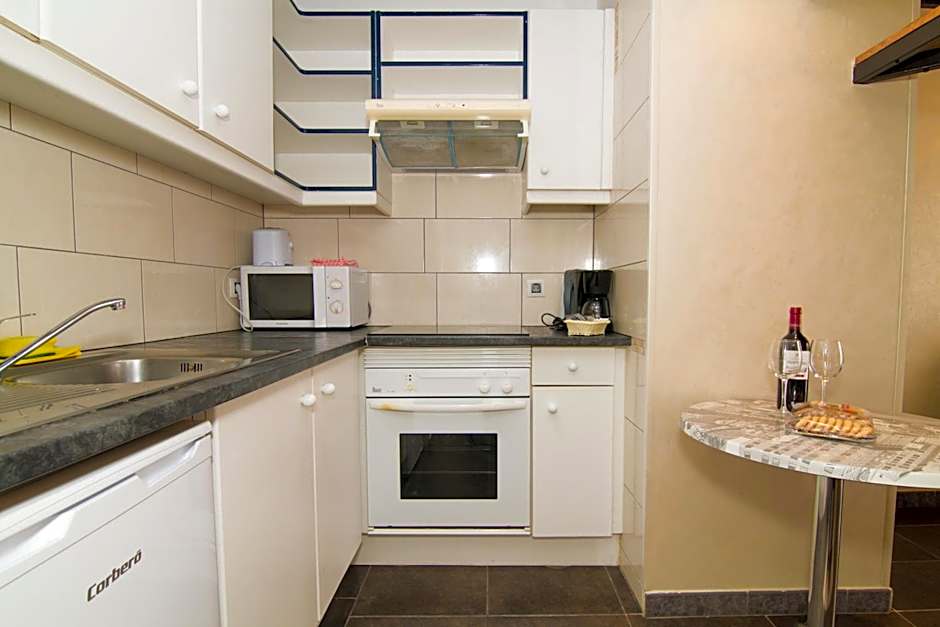 Yucca Park ApartHotel