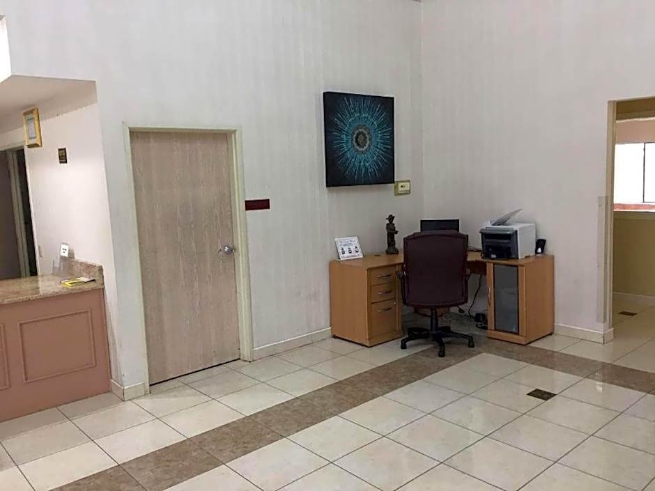 Quality Suites Abilene Mall Area