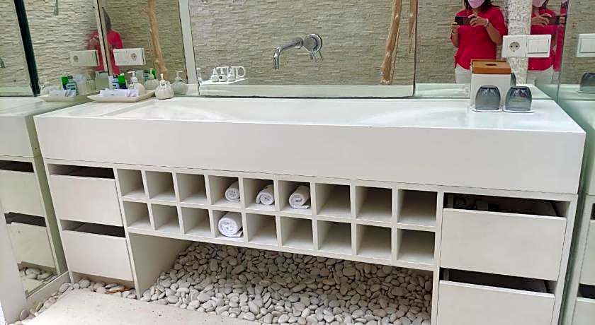 Pure Villa Bali by Nagisa Bali - CHSE Certified
