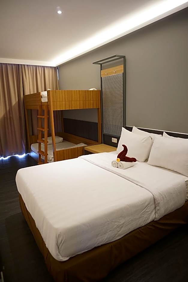 Hotel Pantes Simpang Lima Semarang
