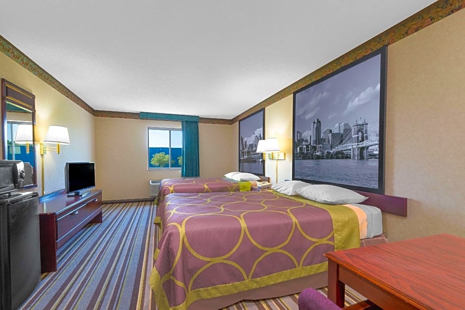 Super 8 by Wyndham Wapakoneta