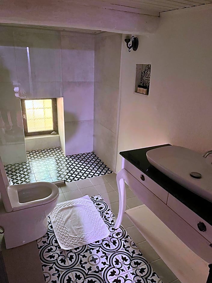 ŞİRİNCE BAHÇE OTEL