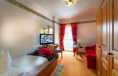 Classic Single Room with Shower