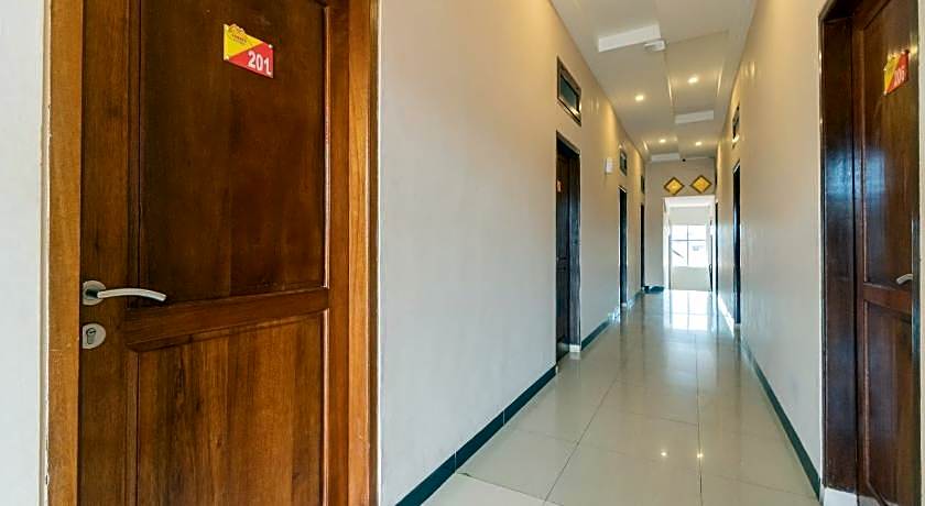 OYO 90591 Sanaya Guest House Syariah