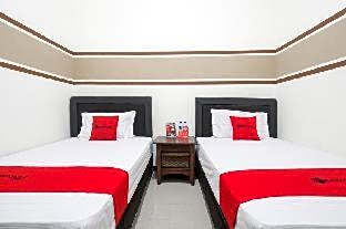 RedDoorz Syariah near Marvell City Mall 2