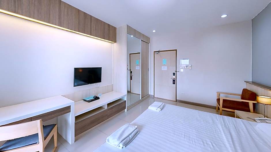 Central Place Angsila