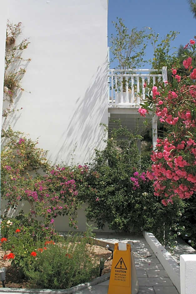 SPIROS & HIROKO Hotel - ADULTS ONLY