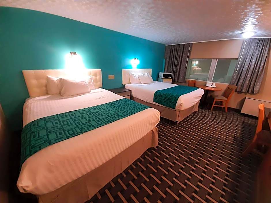 Howard Johnson by Wyndham Woodstock NB